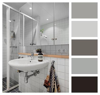 Cabinet Real Estate Bathroom Image